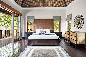 Havara Villa by Kozystay - Private Beach