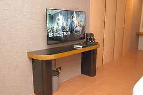 The Quarters by Rosey