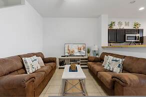 Cozy 3bdr House Near Disney - AL