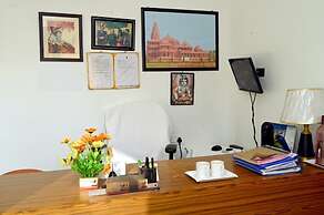 Hotel Divine Ayodhya
