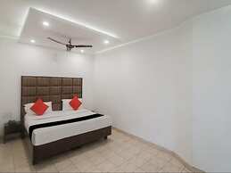 Goroomgo Motel Maurya Chandigarh