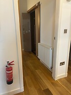 Spacious one bed Quartermile Apartment With Breathtaking Park Views - 