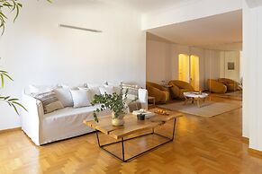 Acropolis Museum Retreat - 2 Bedroom Apartment