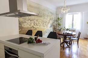 Acropolis Museum Retreat - 2 Bedroom Apartment