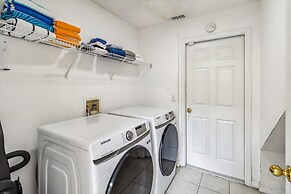 7/6.5 Beautiful Vacation Home With Private Pool, and Much More!!