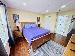 7/6.5 Beautiful Vacation Home With Private Pool, and Much More!!