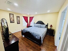 7/6.5 Beautiful Vacation Home With Private Pool, and Much More!!