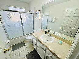 7/6.5 Beautiful Vacation Home With Private Pool, and Much More!!