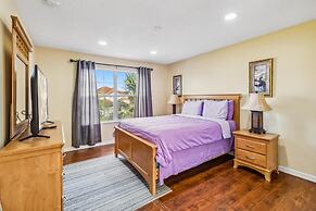 7/6.5 Beautiful Vacation Home With Private Pool, and Much More!!