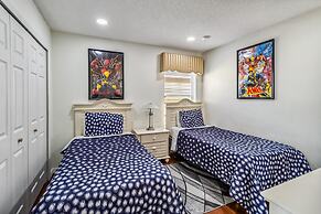 7/6.5 Beautiful Vacation Home With Private Pool, and Much More!!