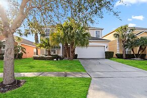 7/6.5 Beautiful Vacation Home With Private Pool, and Much More!!