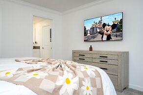 Storey Lake Resort, Private Pool, Near Famous Attractions!!