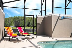 Storey Lake Resort, Private Pool, Near Famous Attractions!!