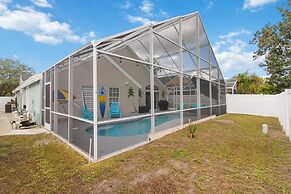 Fascinating Private Pool and Game-room, Near Disney!!