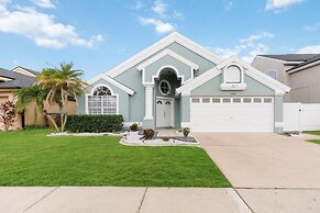 Fascinating Private Pool and Game-room, Near Disney!!