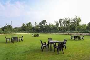 Corbett Tranquil Tigers Resort