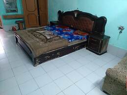 Goroomgo Viren International Agra