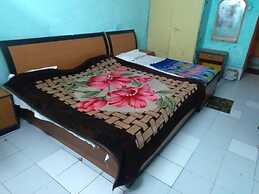 Goroomgo Viren International Agra