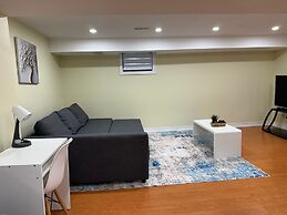Comfy Basement Apartment in Toronto