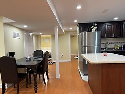 Comfy Basement Apartment in Toronto