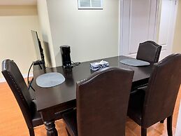 Comfy Basement Apartment in Toronto