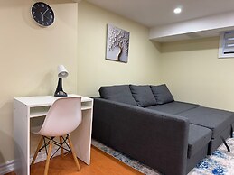 Comfy Basement Apartment in Toronto