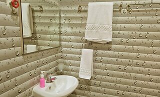 Best Inn By BookMeriHotel