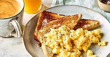 Best Inn By BookMeriHotel