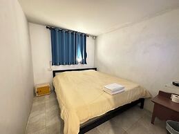 OYO 75472 GOTUM Hostel 2 & Money Exchange