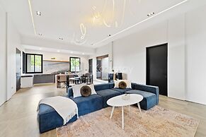 Dasha Villa by Kozystay - Jimbaran