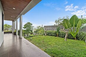 Dasha Villa by Kozystay - Jimbaran