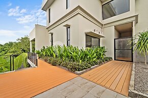 Dasha Villa by Kozystay - Jimbaran