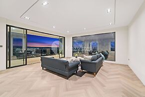 Dasha Villa by Kozystay - Jimbaran