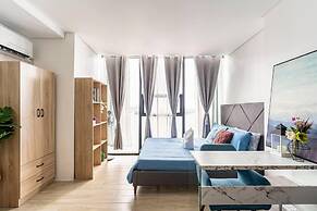 Inviting To Your Home Near The City Life