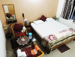 Goroomgo Surya Inn Konark