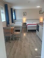 Mattys Pub & Apartments