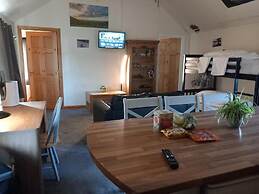 Mattys Pub & Apartments