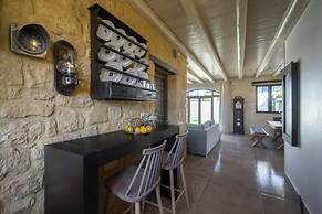 Heraklion Twins House - Private Pool Retreat