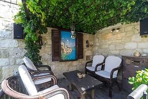 Heraklion Twins House - Private Pool Retreat