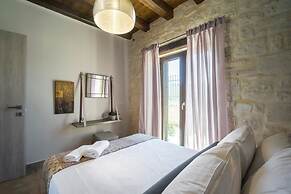 Heraklion Twins House - Private Pool Retreat