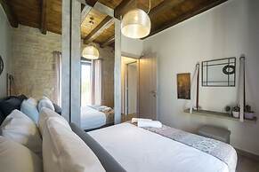 Heraklion Twins House - Private Pool Retreat