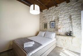 Heraklion Twins House - Private Pool Retreat