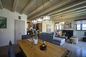 Heraklion Twins House - Private Pool Retreat