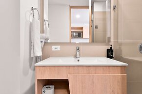 w Dazzling Loft w Perfect View in Santa Barbara