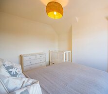 Dragon Court - 3 Beds Office Terrace Garden