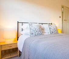 Dragon Court - 3 Beds Office Terrace Garden