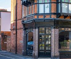 Dragon Court - 3 Beds Office Terrace Garden