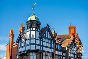 Dragon Court - 3 Beds Office Terrace Garden