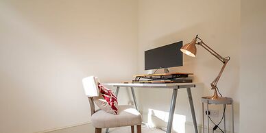 Dragon Court - 3 Beds Office Terrace Garden