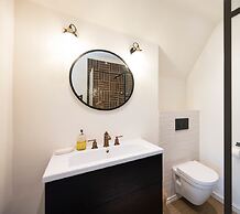 Dragon Court - 3 Beds Office Terrace Garden